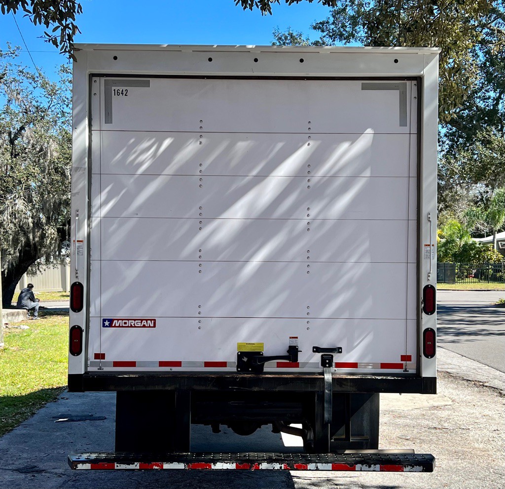 2019 Mercedes-Benz Sprinter Image 7