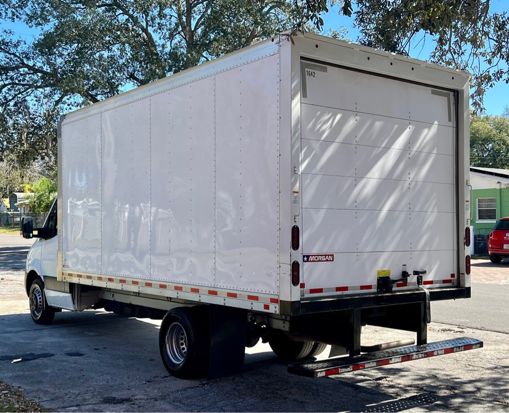 2019 Mercedes-Benz Sprinter Image 6