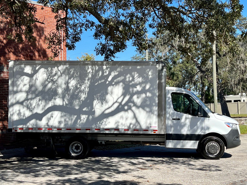 2019 Mercedes-Benz Sprinter Image 42