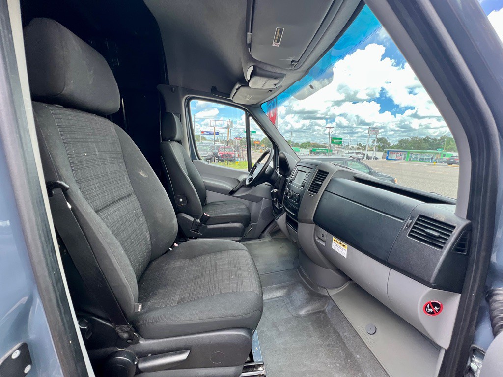 2018 Mercedes-Benz Sprinter Image 18