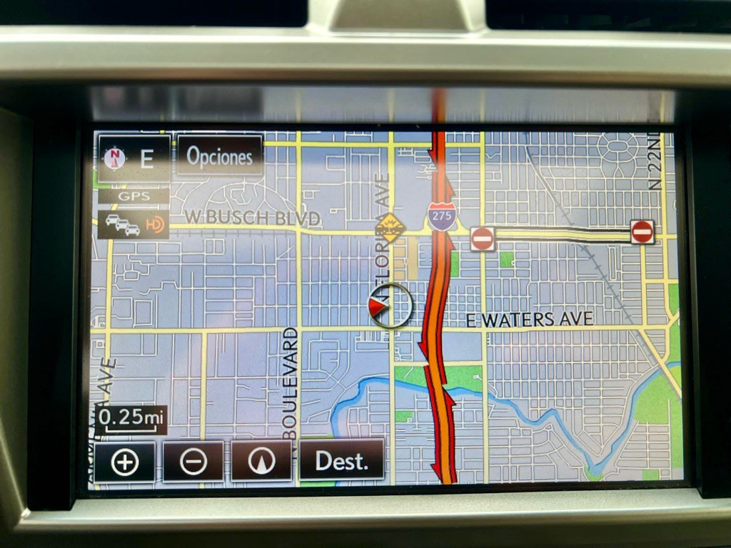 2017 Lexus GX Image 30