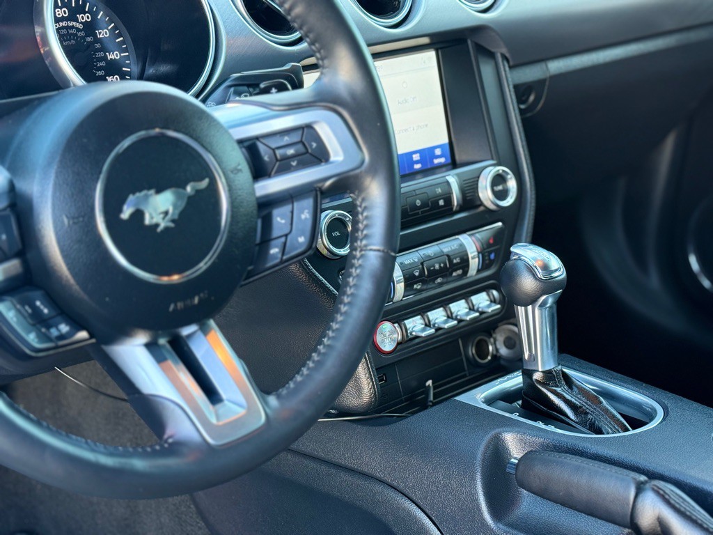 2022 Ford Mustang Image 31