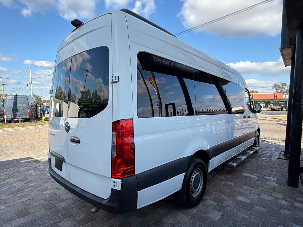 2020 Mercedes-Benz Sprinter Image 6