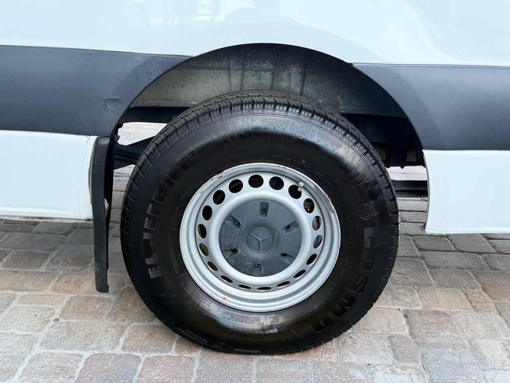 2020 Mercedes-Benz Sprinter Image 7