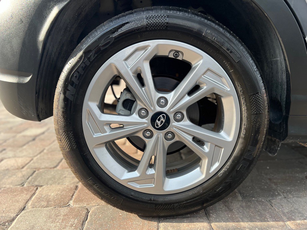 2023 Hyundai Kona Image 9