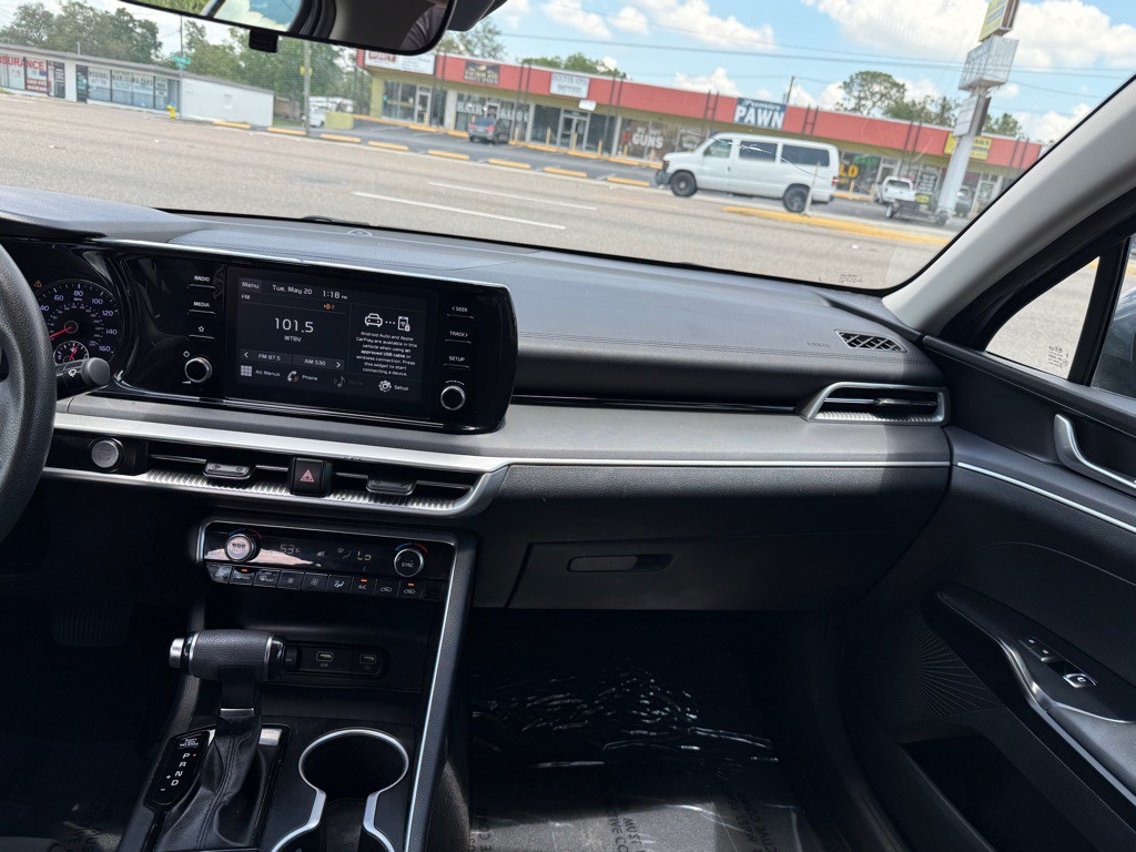 2021 Kia K5 Image 41