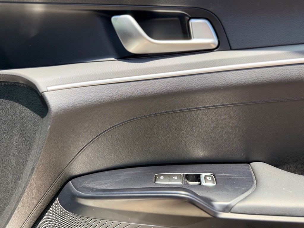 2021 Kia K5 Image 44