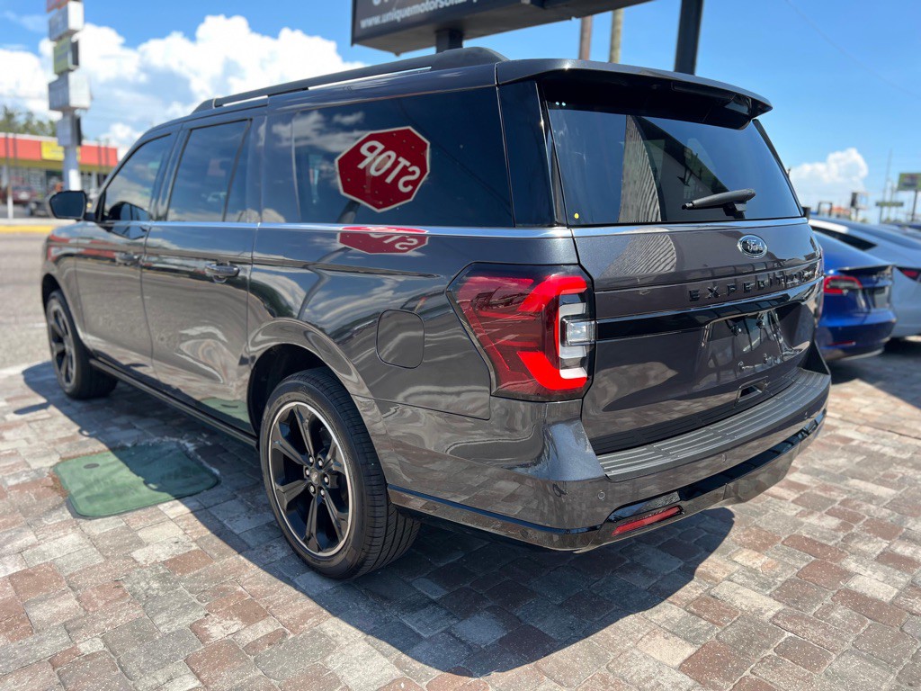 2022 Ford Expedition Image 5