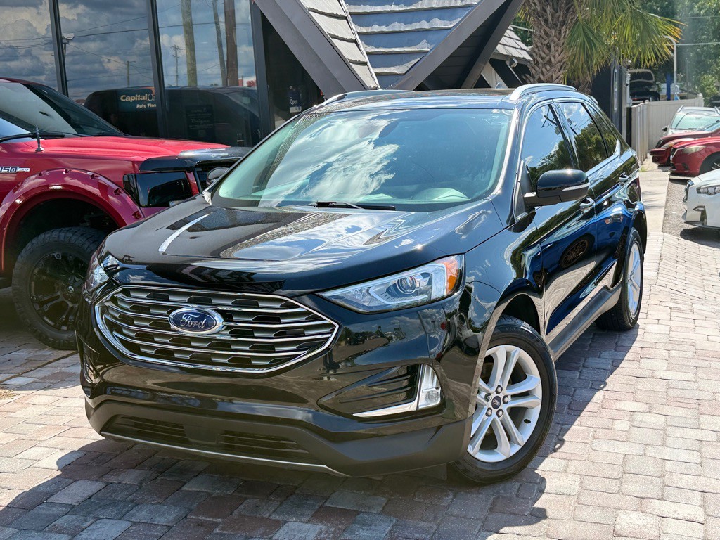 2020 Ford Edge Image 1