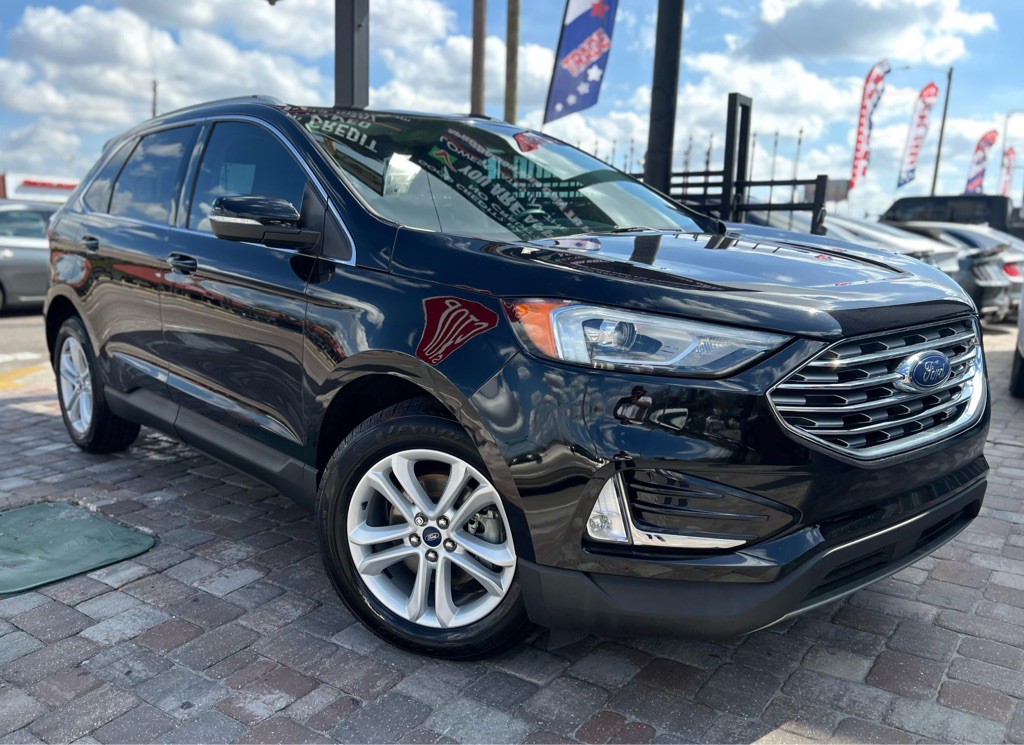 2020 Ford Edge Image 2