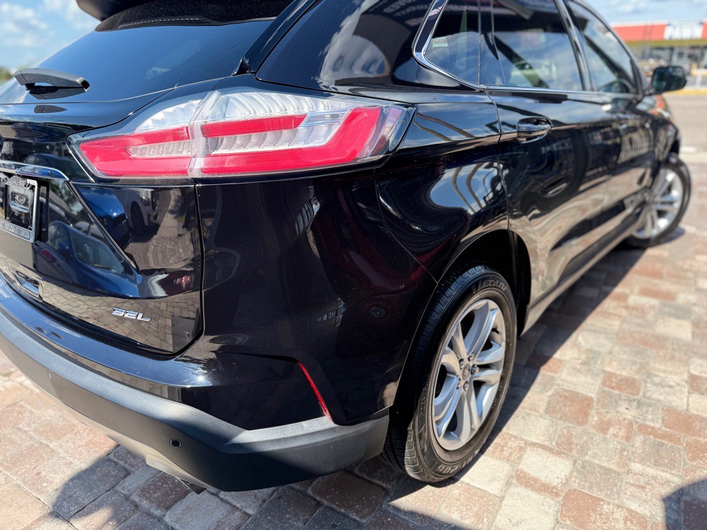 2020 Ford Edge Image 33