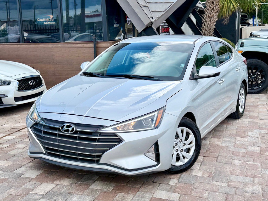 2019 Hyundai Elantra Image 20