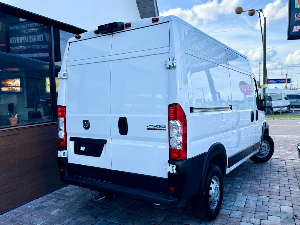 2023 RAM Promaster Image 2