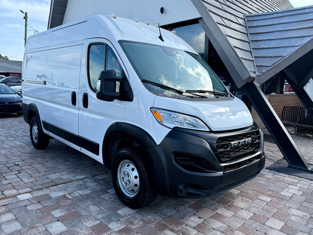 2023 RAM Promaster Image 3