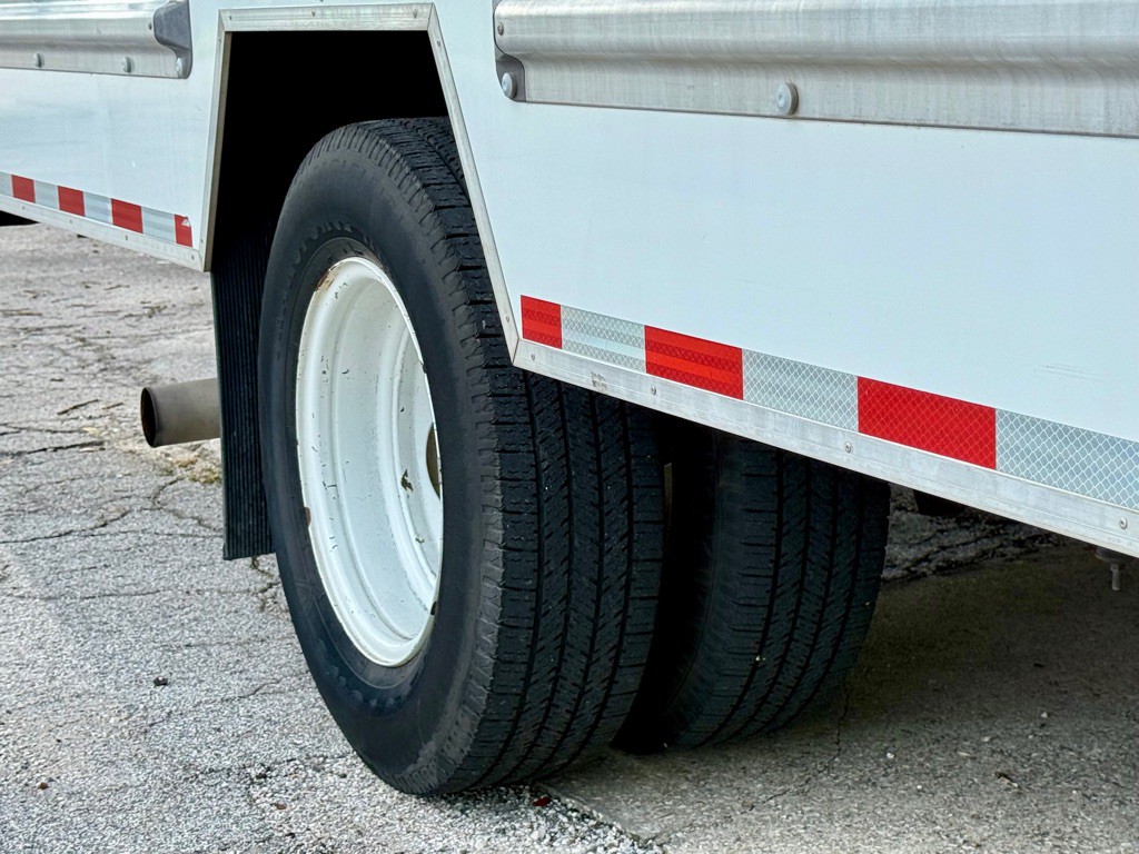 2022 Ford Econoline Image 23