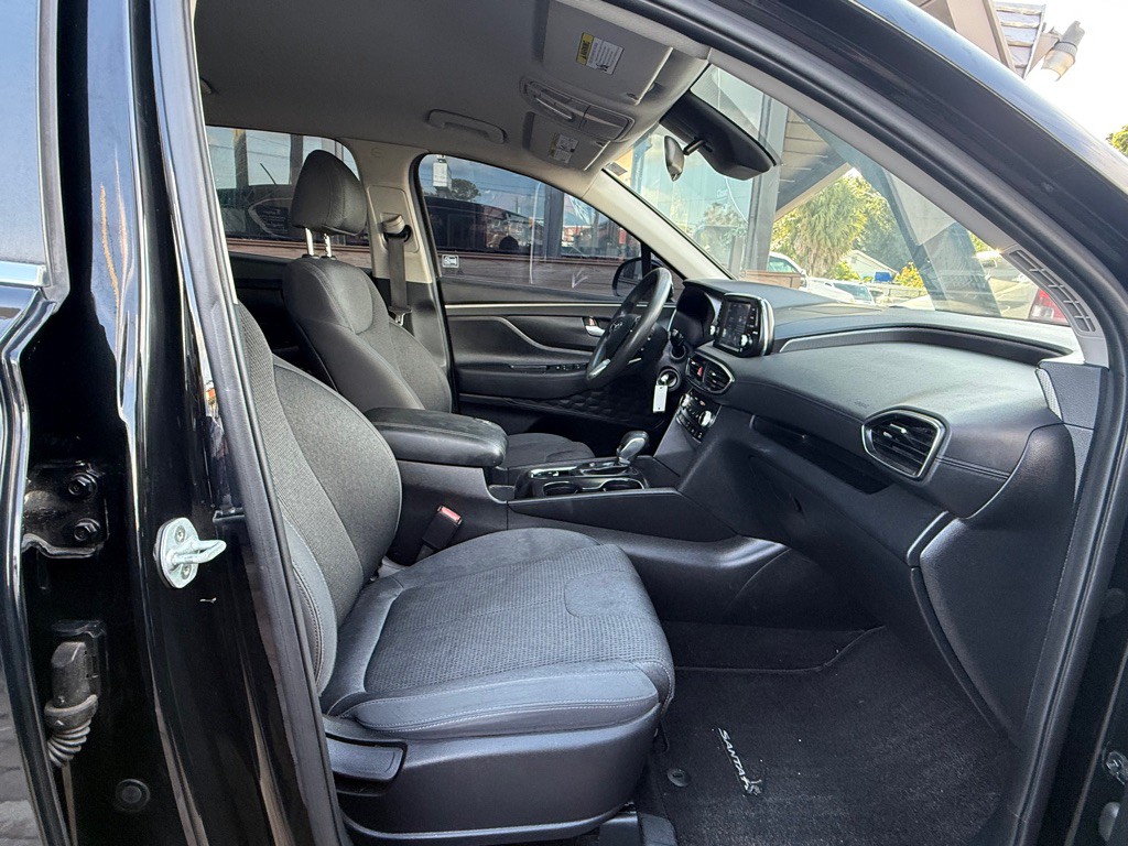 2019 Hyundai Santa Fe Image 19