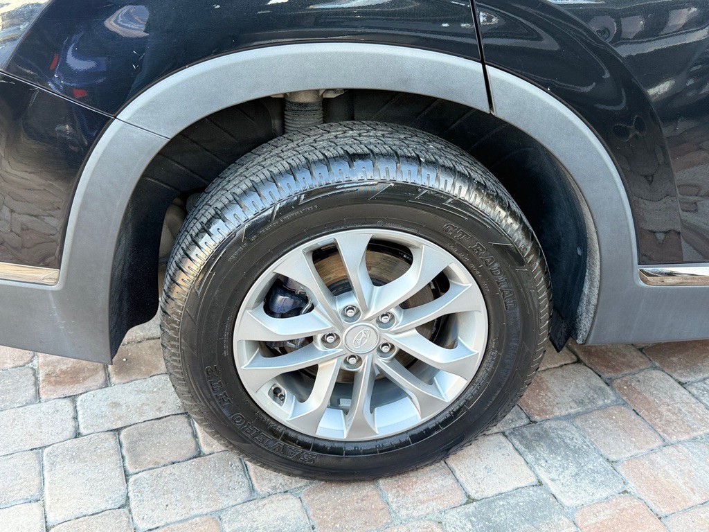 2019 Hyundai Santa Fe Image 23