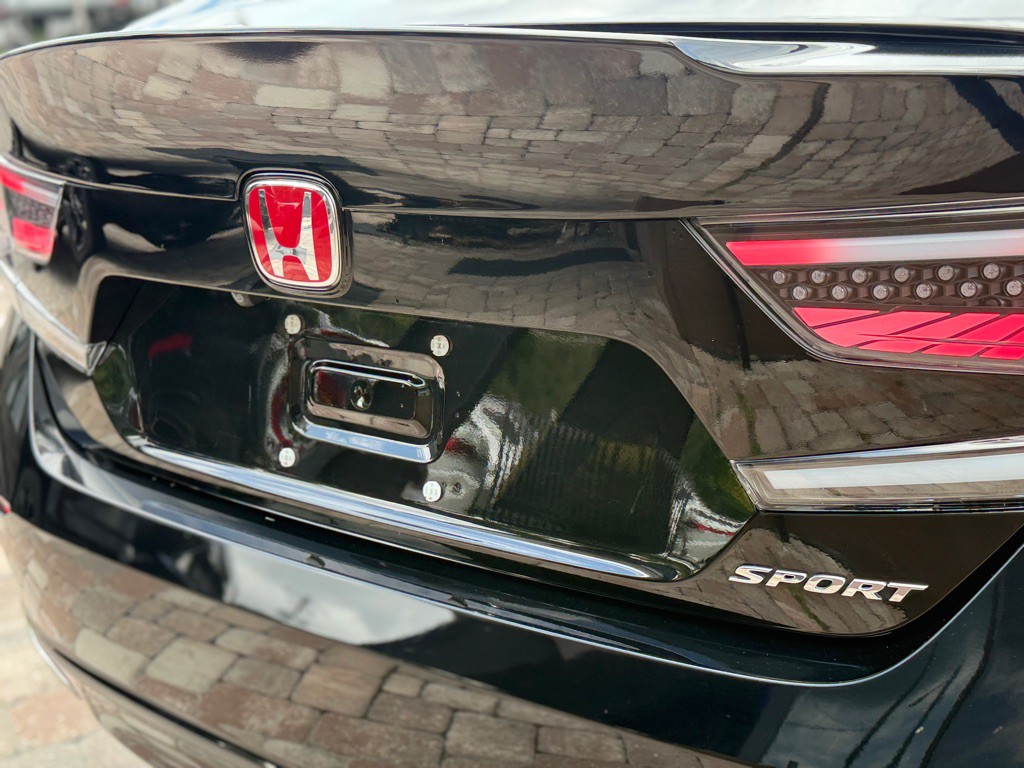 2018 Honda Accord Image 10