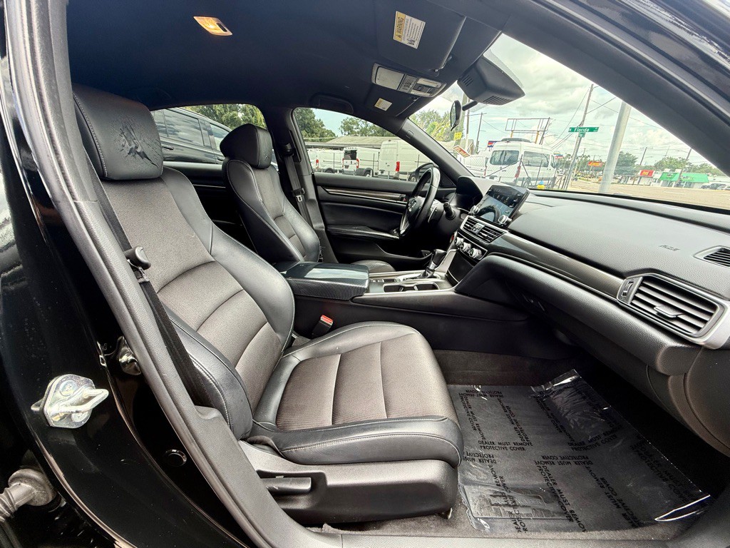 2018 Honda Accord Image 19