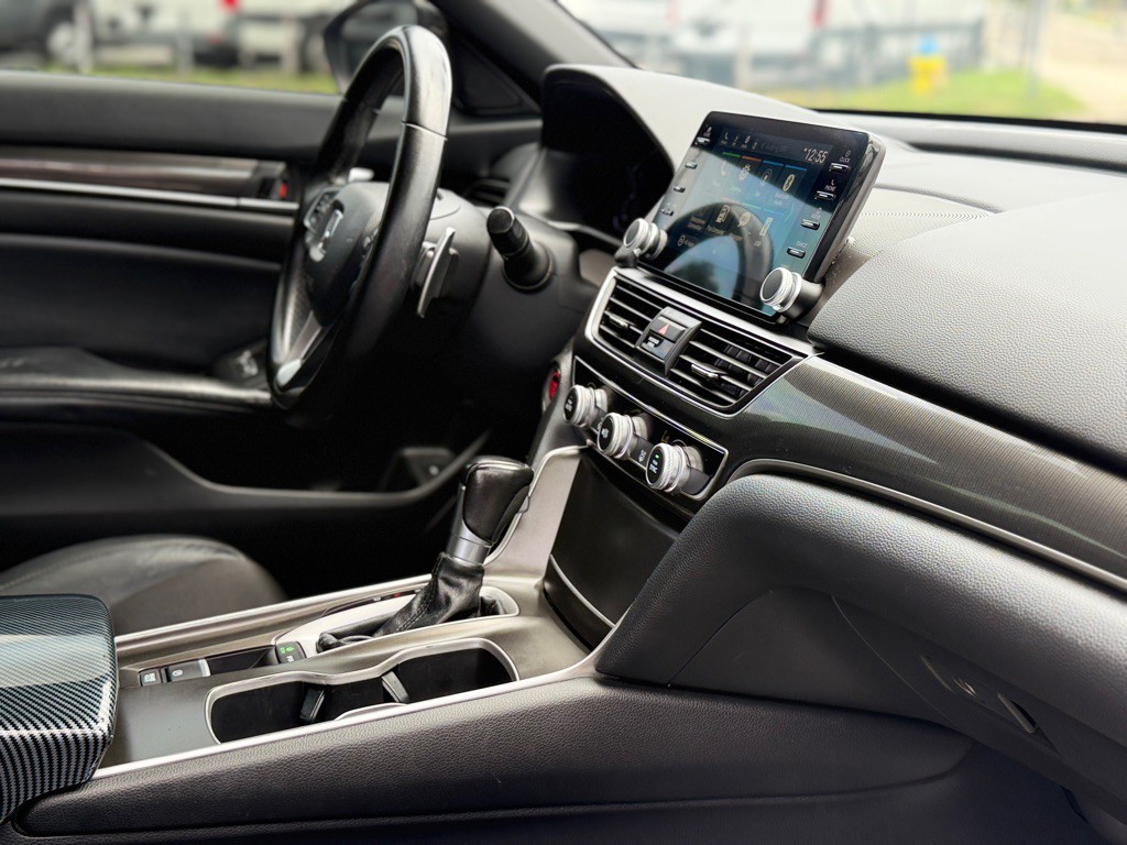 2018 Honda Accord Image 20