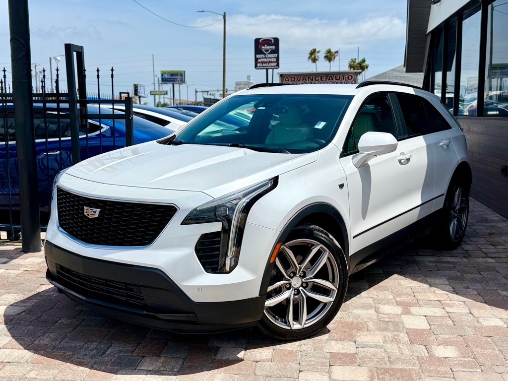 2019 Cadillac XT4 Image 1