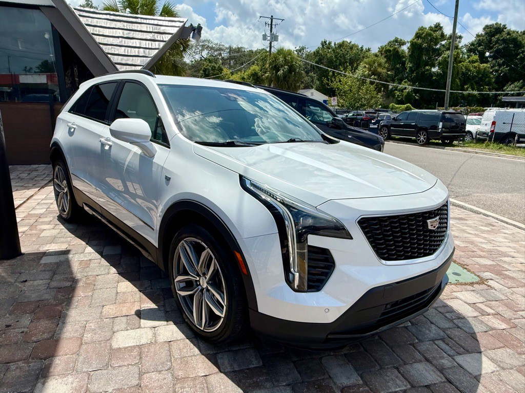 2019 Cadillac XT4 Image 2