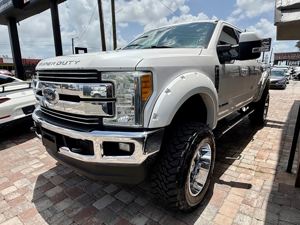 2017 Ford F-250 Image 4