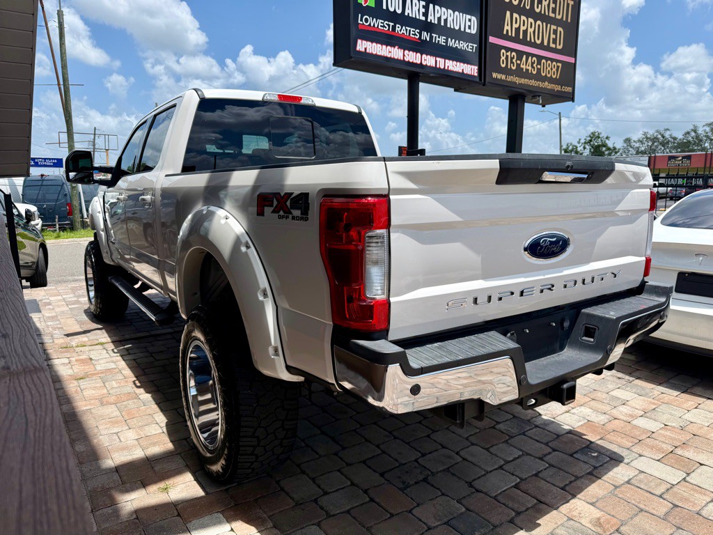 2017 Ford F-250 Image 5
