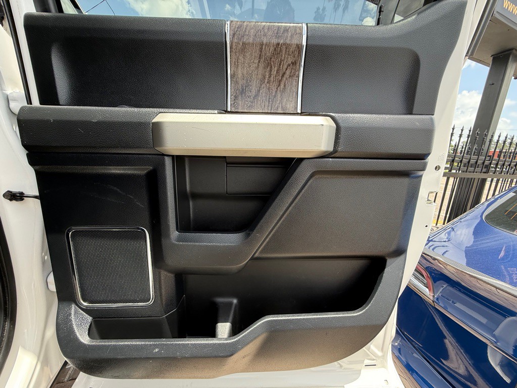 2017 Ford F-250 Image 31