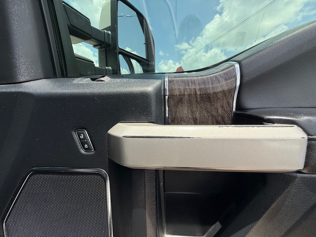 2017 Ford F-250 Image 33