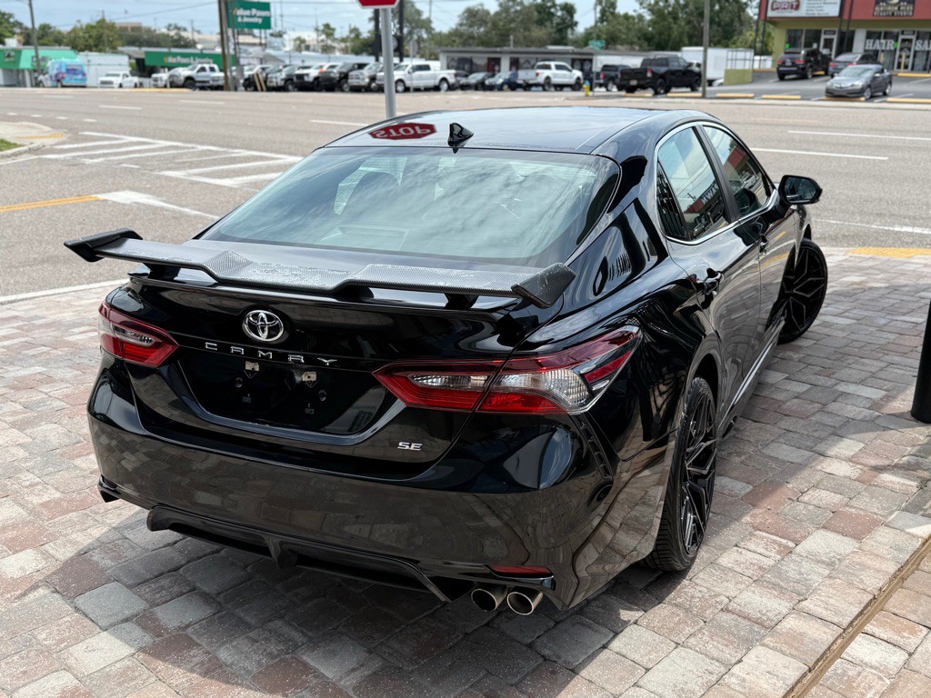 2021 Toyota Camry Image 2