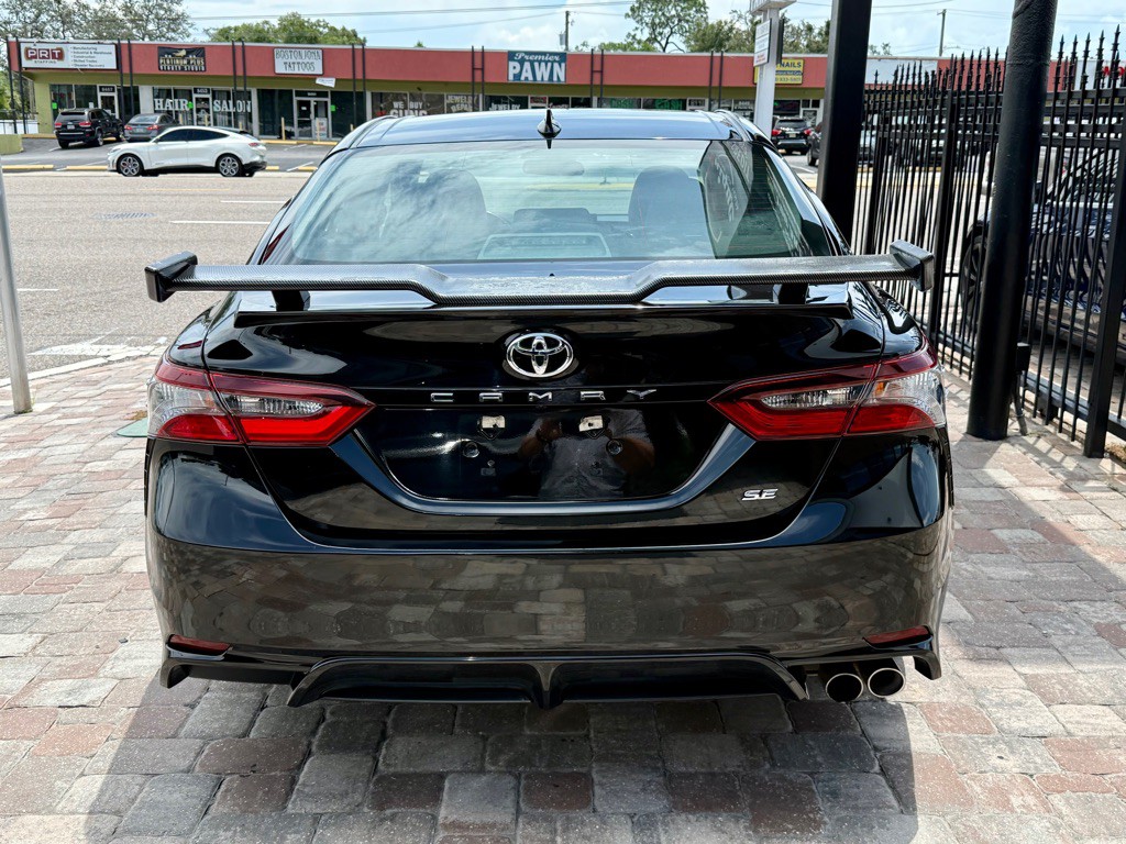 2021 Toyota Camry Image 8