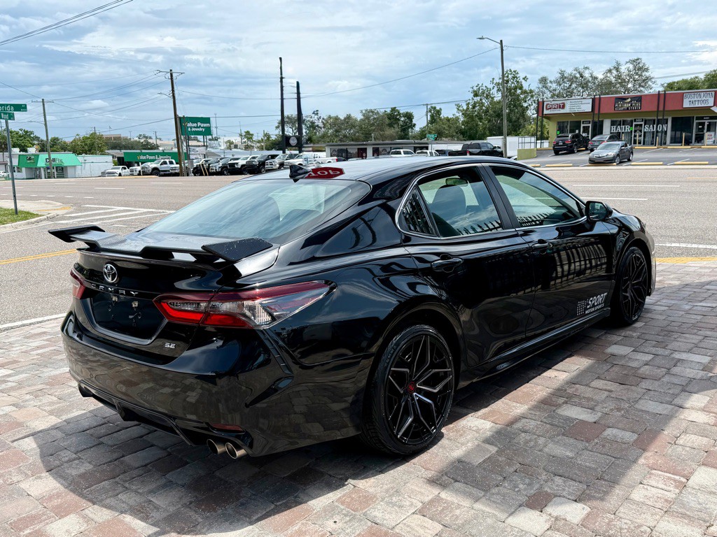 2021 Toyota Camry Image 9