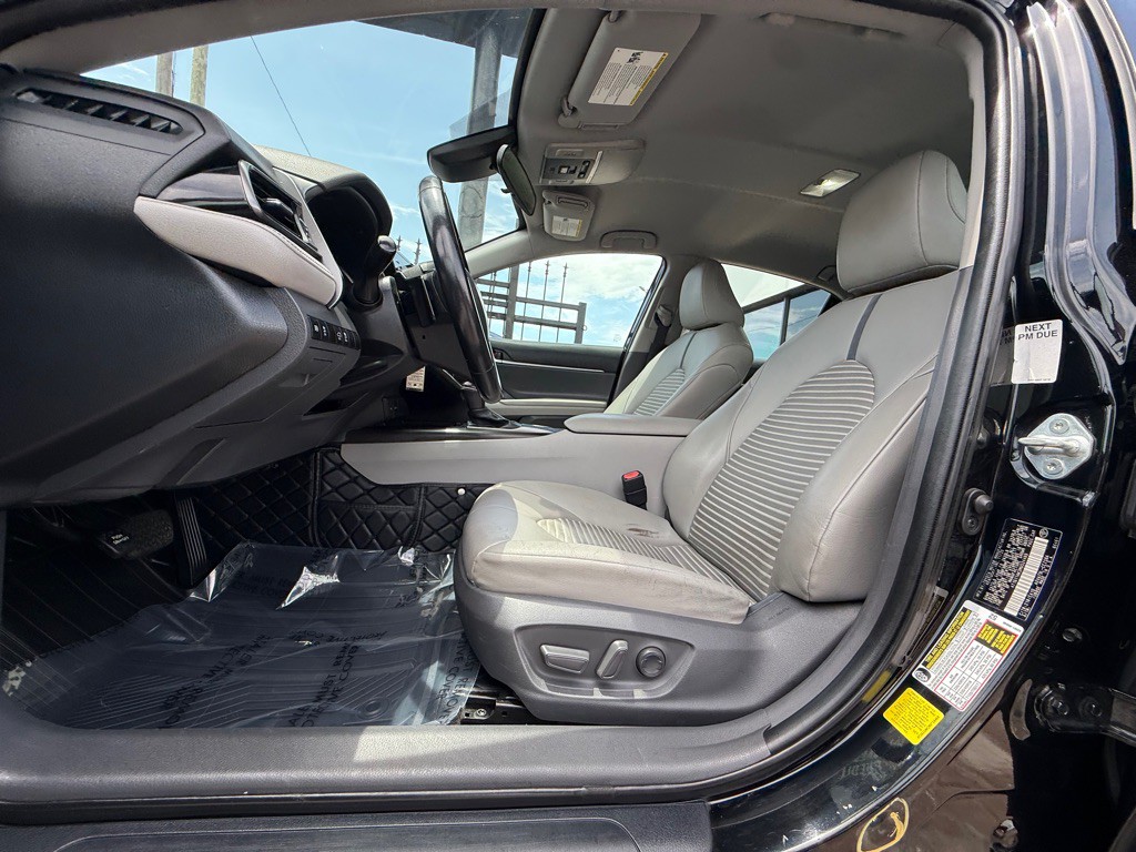 2021 Toyota Camry Image 12