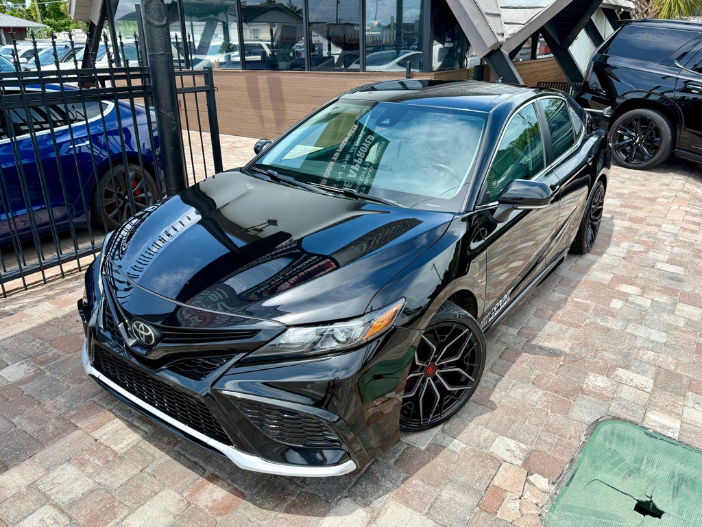 2021 Toyota Camry Image 25