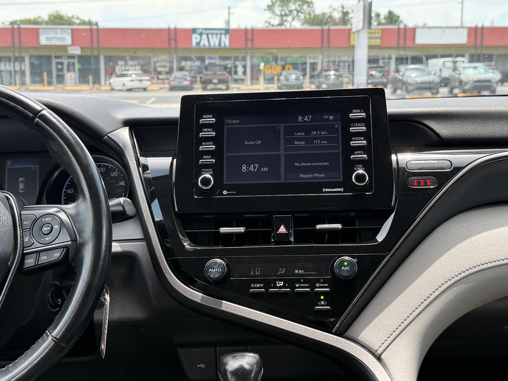 2021 Toyota Camry Image 29