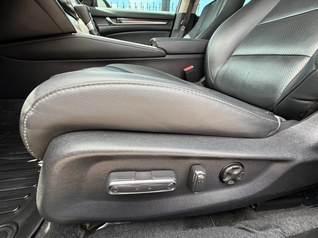 2021 Honda Accord Image 30