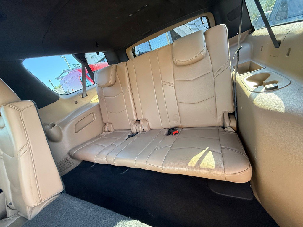 2019 Cadillac Escalade Image 15