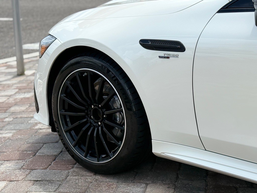 2020 Mercedes-Benz AMG GT Image 10