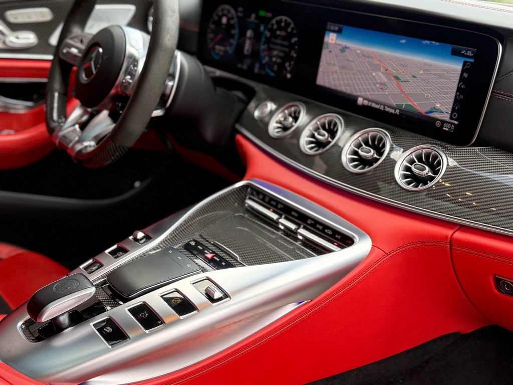 2020 Mercedes-Benz AMG GT Image 21