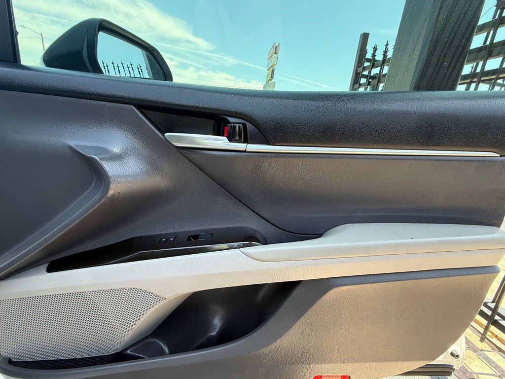 2021 Toyota Camry Image 40