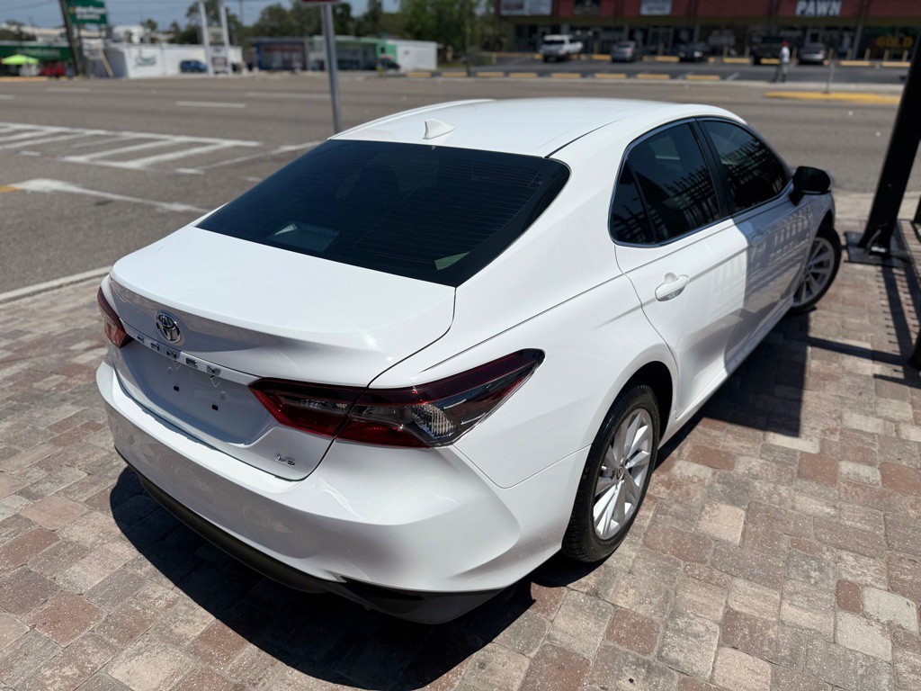 2021 Toyota Camry Image 43