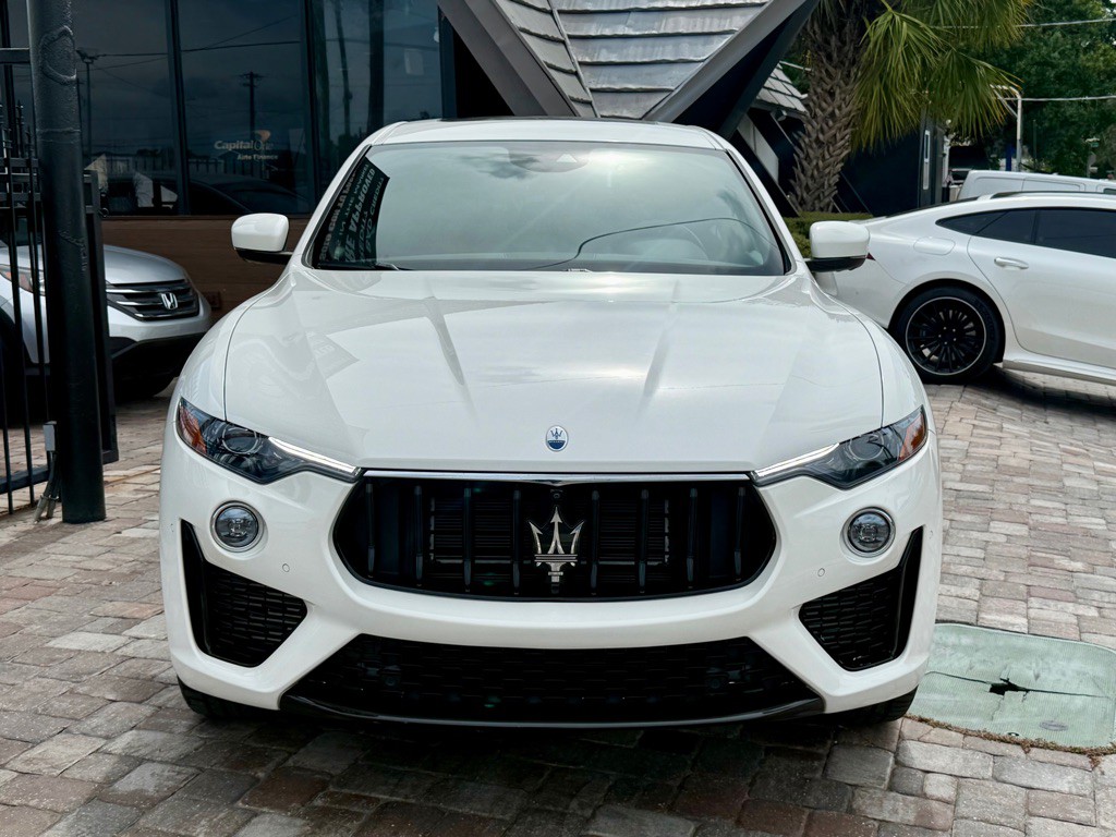 2023 Maserati Levante Image 3