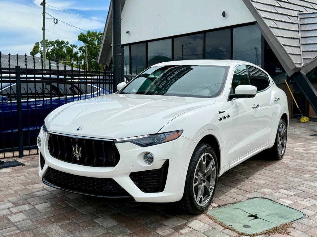 2023 Maserati Levante Image 4