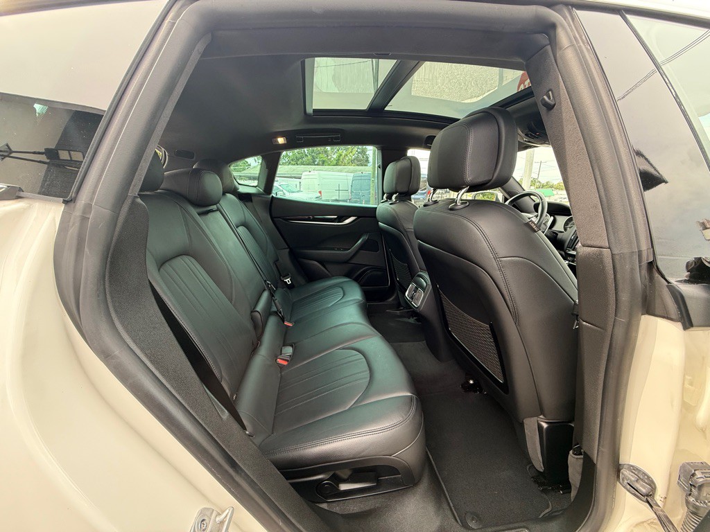 2023 Maserati Levante Image 20