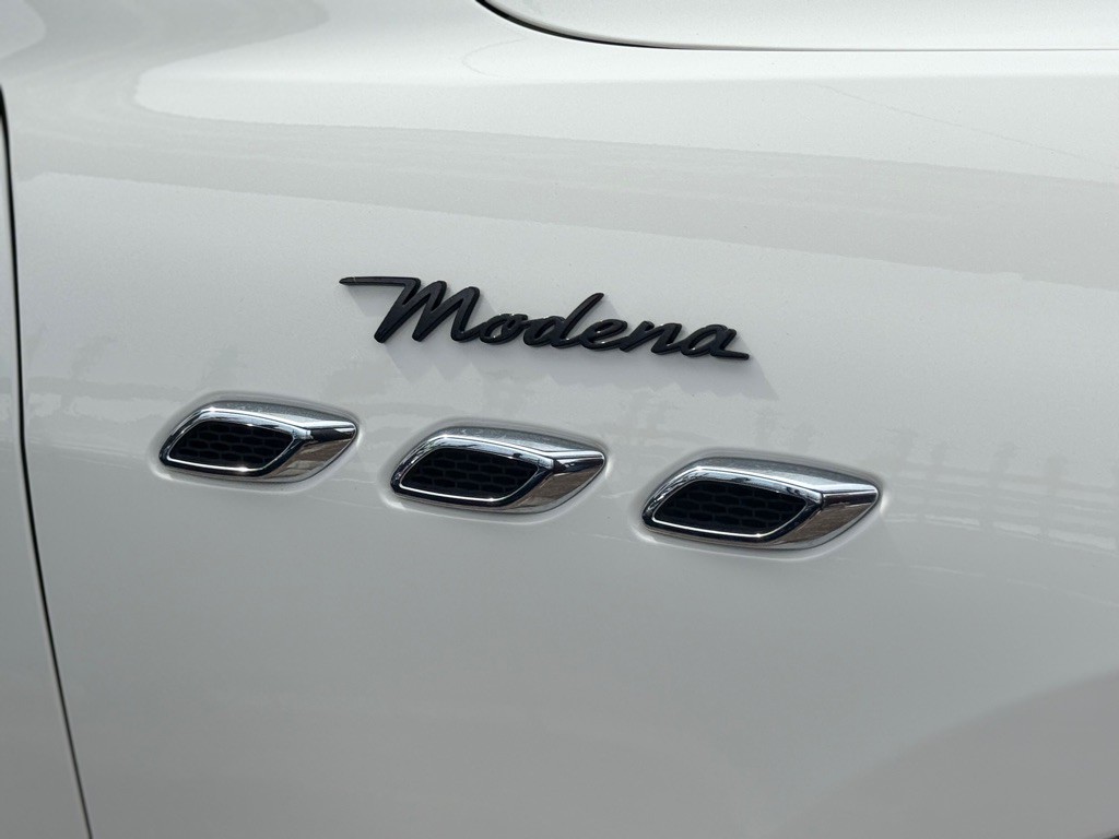 2023 Maserati Levante Image 23