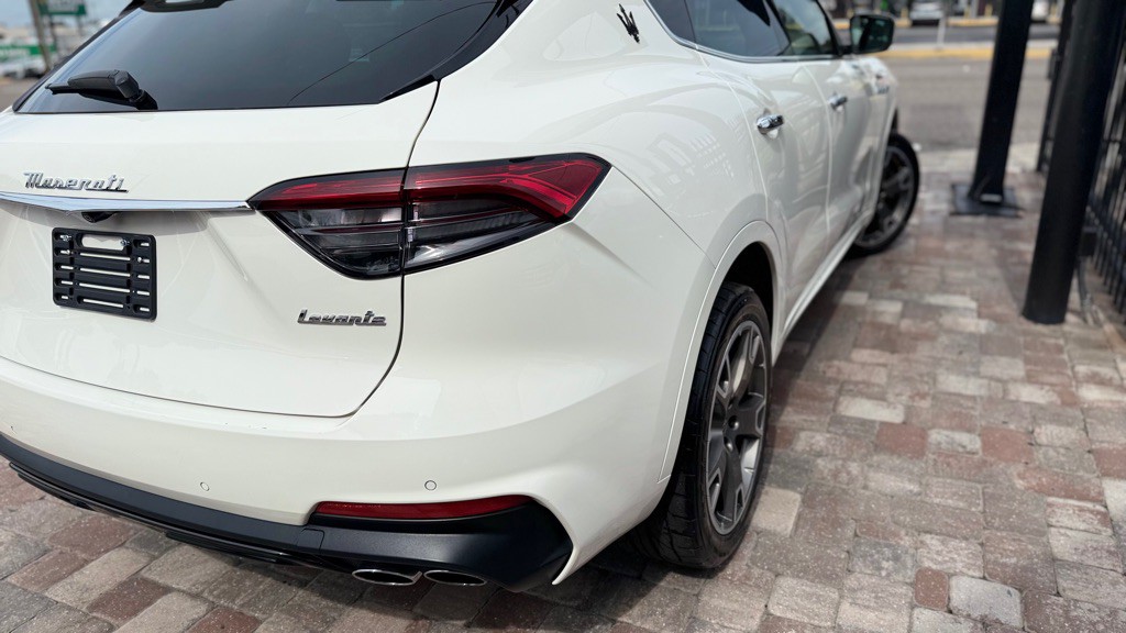 2023 Maserati Levante Image 31
