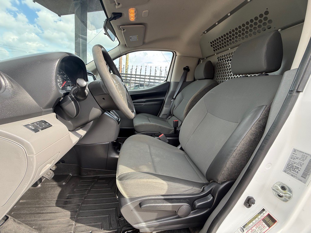 2020 Nissan NV200 Image 13