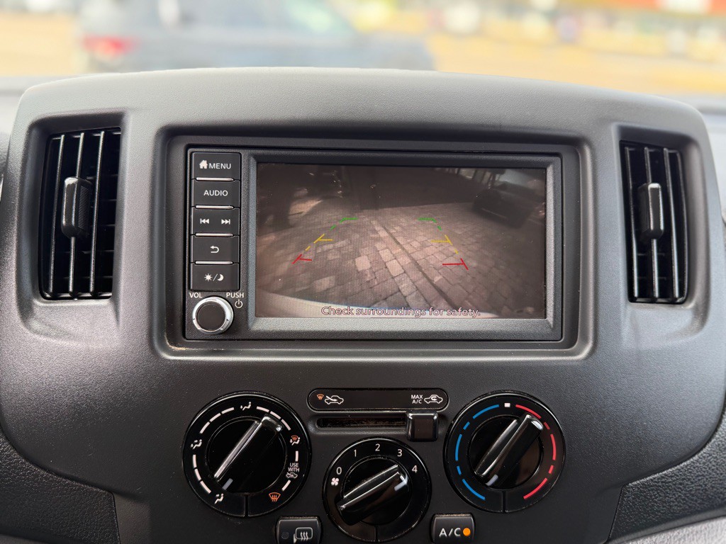 2020 Nissan NV200 Image 15