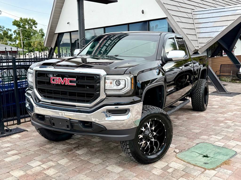 2017 GMC Sierra Image 24